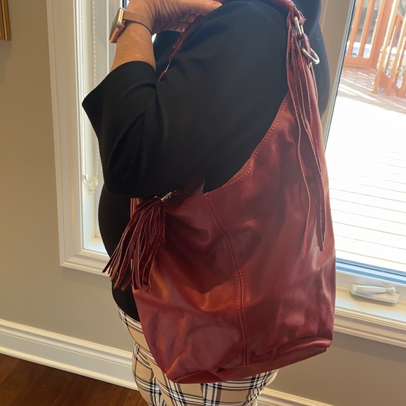 Red Leather Shoulder Bag - from Paris! - Picture 3 of 9